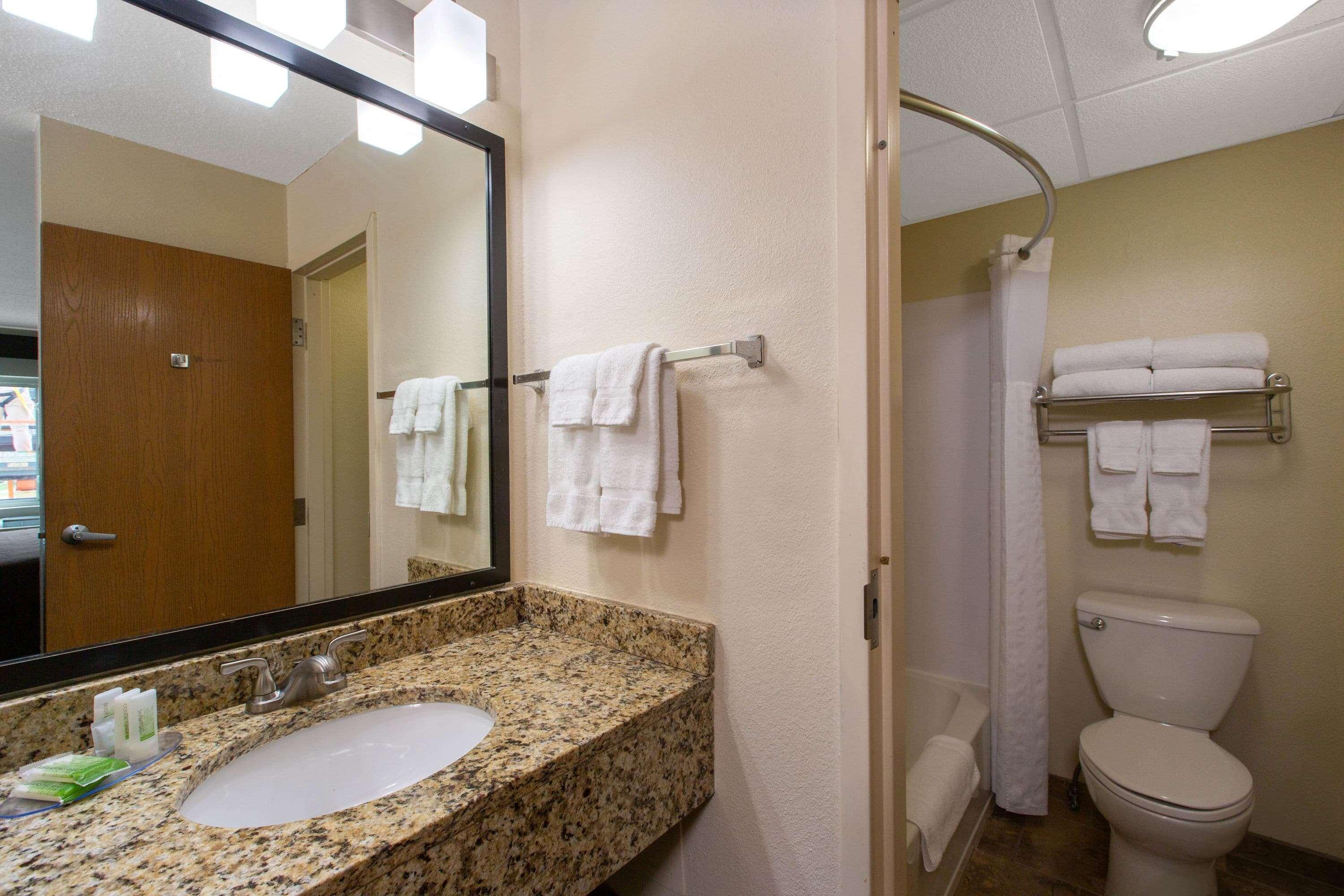 Americinn By Wyndham Apple Valley Extérieur photo