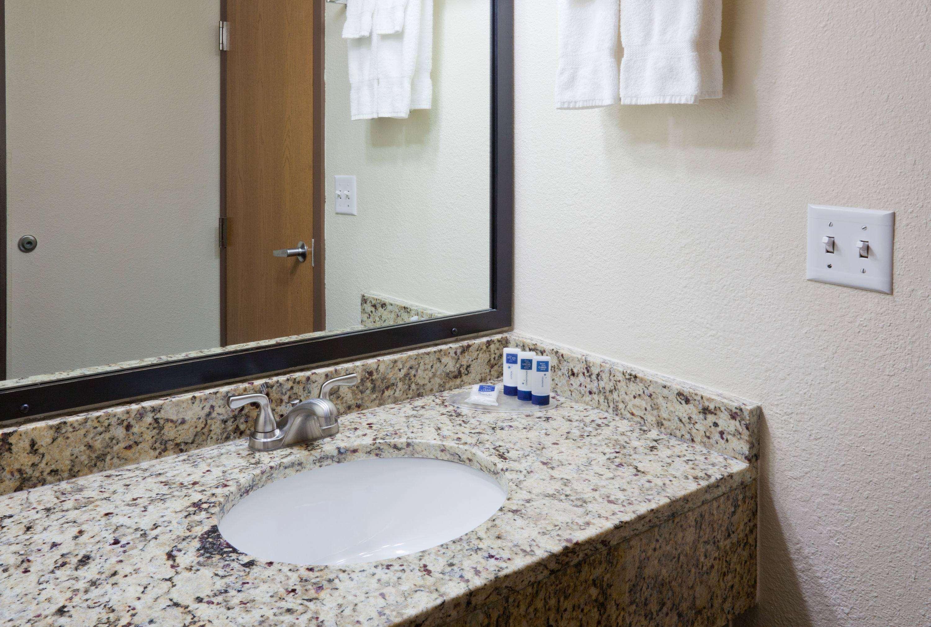 Americinn By Wyndham Apple Valley Extérieur photo